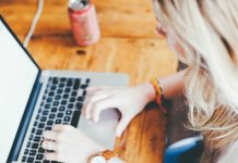 راهنمای گام به گام متناسب نگه داشتن وب سایت وب سایت خود را متناسب نگه داریم